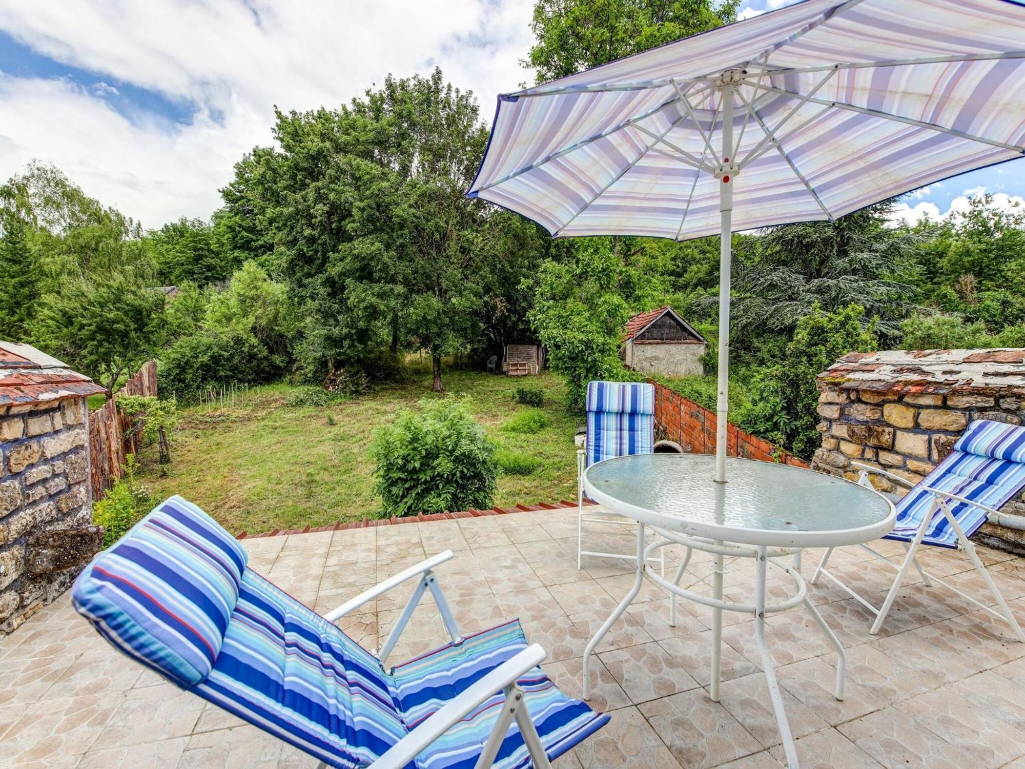 Traditional Holiday Home In Brinon Sur Beuvron Brinon-sur-Beuvron Exterior foto
