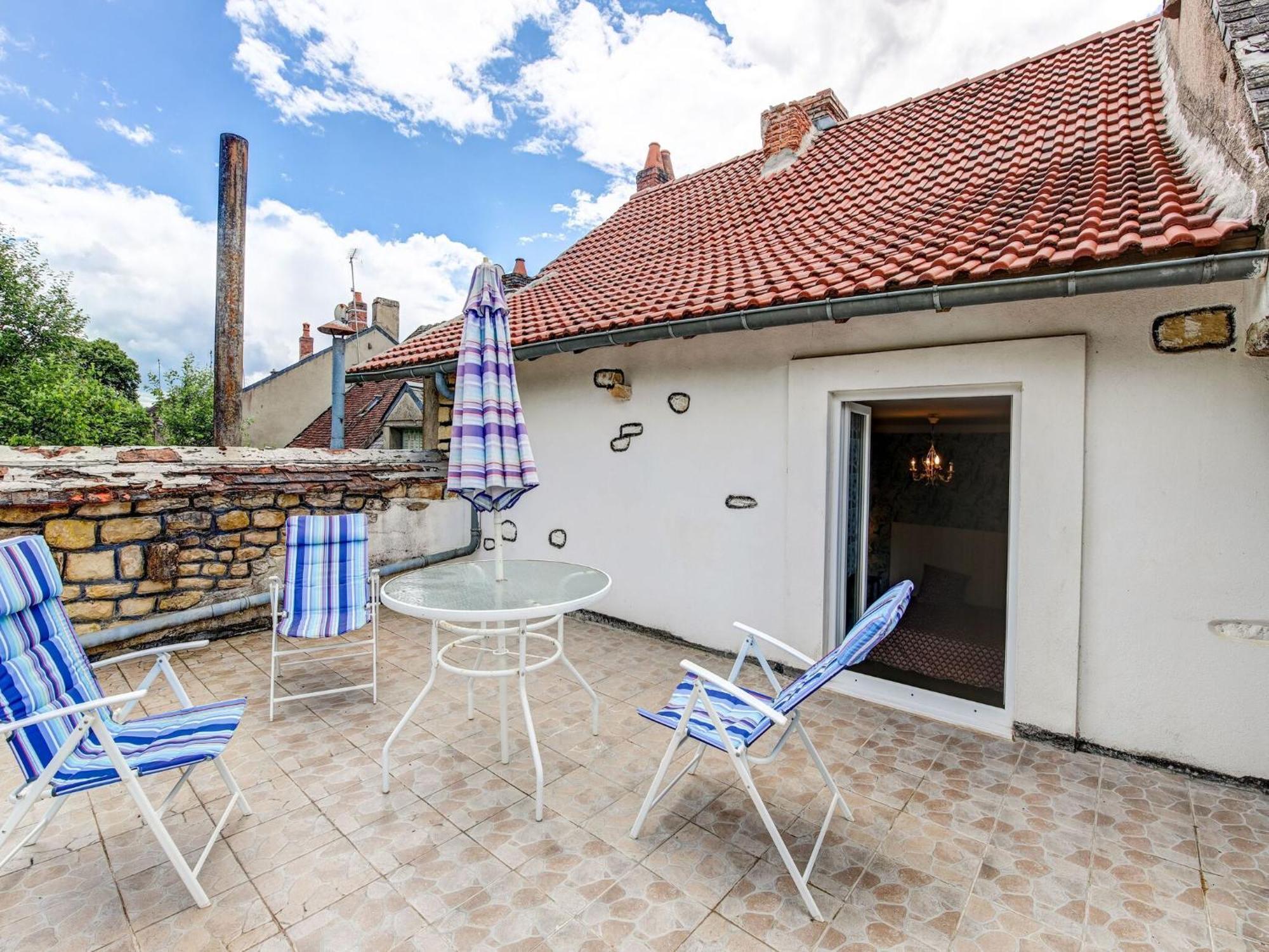 Traditional Holiday Home In Brinon Sur Beuvron Brinon-sur-Beuvron Exterior foto