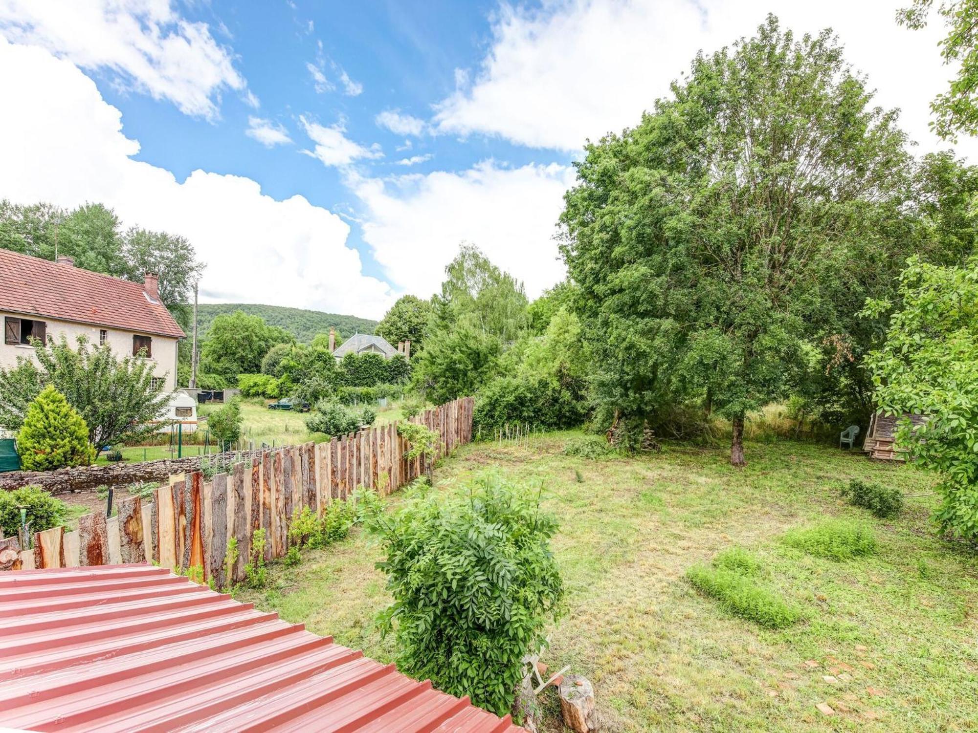 Traditional Holiday Home In Brinon Sur Beuvron Brinon-sur-Beuvron Exterior foto